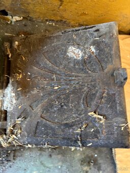 Staré revízne dvierka - 2