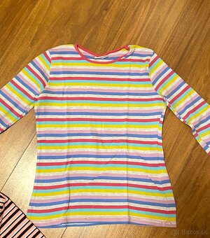 3 pruhované tričká v. 146-152 cm - 2