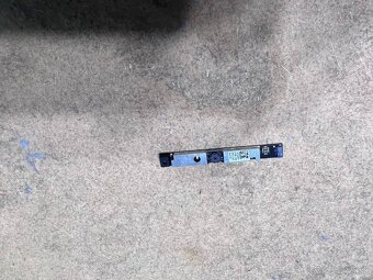 Predám použitú webkameru na notebook Dell 3585. - 2