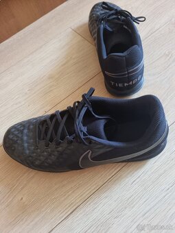 sálovky Nike v.45 - 2