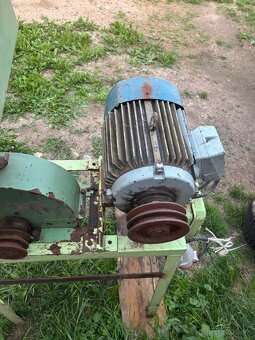 Kladivkový srotovnik - 2