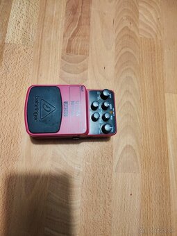 Behringer Metal zom - 2