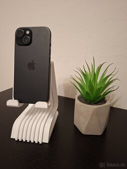 iPhone 15 128GB, 100% batéria - 2