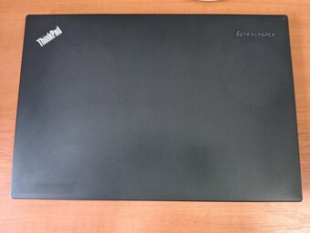 Lenovo Thinkpad T450 , Windows 11 , Intel core i5 , 8gb ram - 2