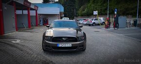 Ford Mustang 3.7 V6 Premium, garážované, USA - 2