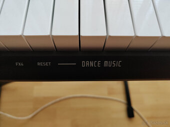 Casio klávesový nástroj - 2