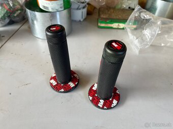 Červené gripy Protaper - 2