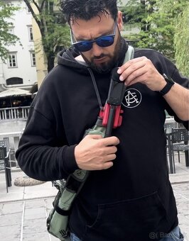 Predam držiak kamery Insta360 X4 na rukzak - 2