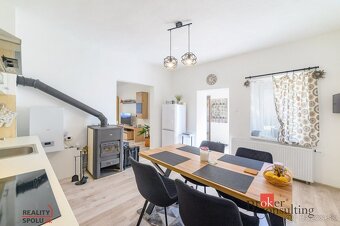 REZERVOVANÉ - TOP PONUKA  Kompletne zariadený rodinný dom - 2