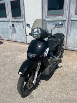 Aprilia scarabeo 300i - 2