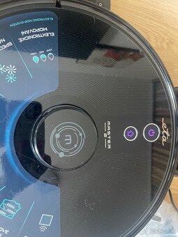 Robotický vysávač Eta - 2