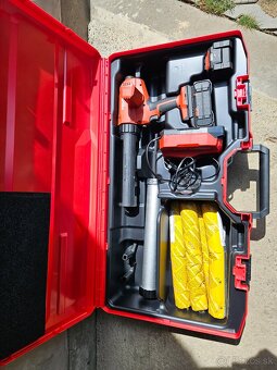 Predám novú aku vytlačnu pištoľ Hilti Nuron - 2