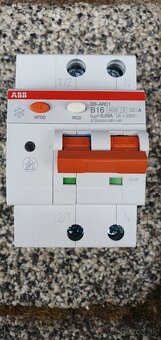 ABB zariadenie na ochranu proti elektrickému oblúku, B16 - 2