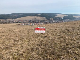 (466 m²) POĽNOHOSPODÁRSKY POZEMOK - 2