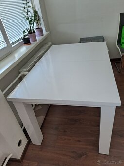 Jedalensky masivny stol - 2