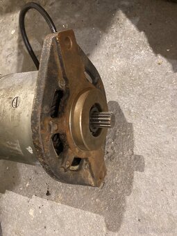 Predam elektromotor Clark - 2