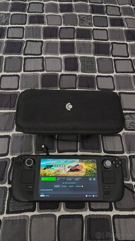 Predám steamdeck lcd 256gb - 2