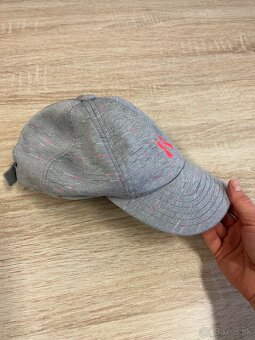 Predám dievčenskú šiltovku - 2