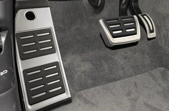 Nerezové nášlapy AUDI ŠKODA VW - 2