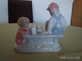 Čínská soška značená - 2