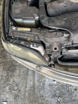 BMW troj litre  xd e46 330 - 2