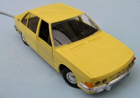 TATRA 613 CHROMKA - žlutá ,ITES,stará československá hračka - 2