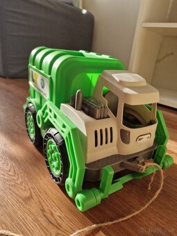 Veľké smetiarske auto - 2
