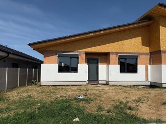 NA PREDAJ Krásna novostavba 4izb RD kúsok od Trnavy Zvončín - 2