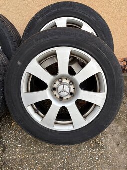 235/55 R17 Mercedes Benz S klasse - 2
