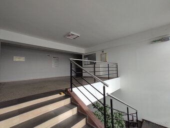 Administratívne priestory 2.439,2m2 na PREDAJ, Záhradnícka – - 2