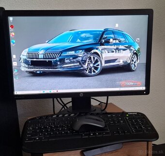 Predam Počitac Lenovo S20 Xeon plus LCD monitor - 2