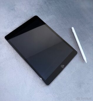 Tablet Apple iPad 10.2 (2021) Wi-Fi 64GB - kozmicky sivý - 2