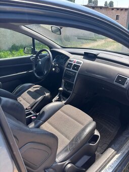 Peugeot 307 ,2l D.100kw,2004 šport - 2