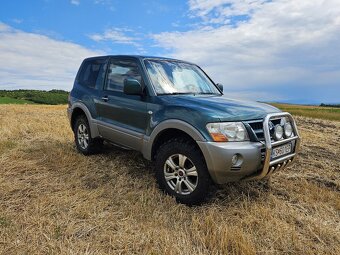 Mitsubishi Pajero 3.2 D-i-D 4x4 off road - 2