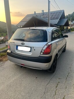 KIA Rio 1.4 - 2