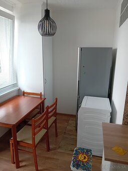 Prenajmem 2-izbový byt Zohor - 2