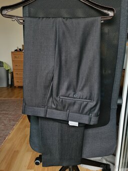 Pánsky oblek Daniel Hechter vel. 98 - 2