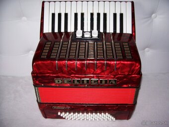 Predam akordeon Delicia Junior 60bas. - 2