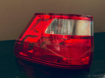 Jeep Grand Cherokee 2010 - 2014 pravé zadné svetlo - 2