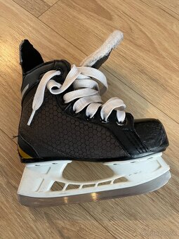 Predám detské korčule bauer - 2
