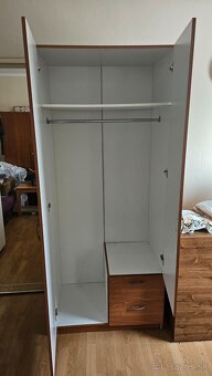 Skriňa so zásuvkami - 2