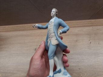 socha Royal Dux, rokokový tanečník - 2