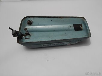 BABETTA 210 - PALIVOVÁ NÁDRŽ - 2