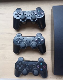 Playstation 3 verzia slim - 2