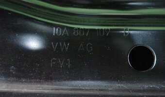 vw id3 výstuha predná - 2