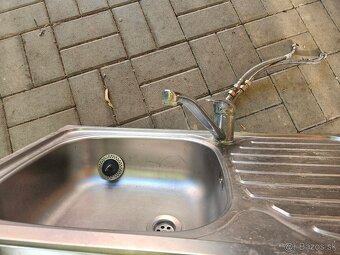 Predám používaný kuchynský drez - 2