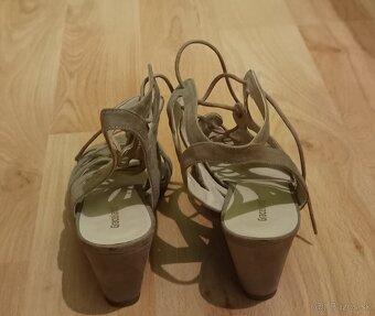 Snurovacie letne sandale - 2