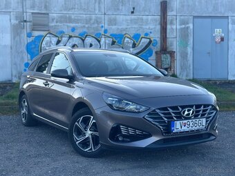 Hyundai I30 CW combi 1.5 DPi Family - 2