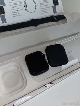 Apple Watch Series 9 45 mm S/M – perfektný stav - 2