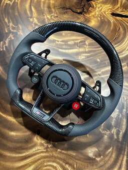 AUDI VOLANT RS - 2